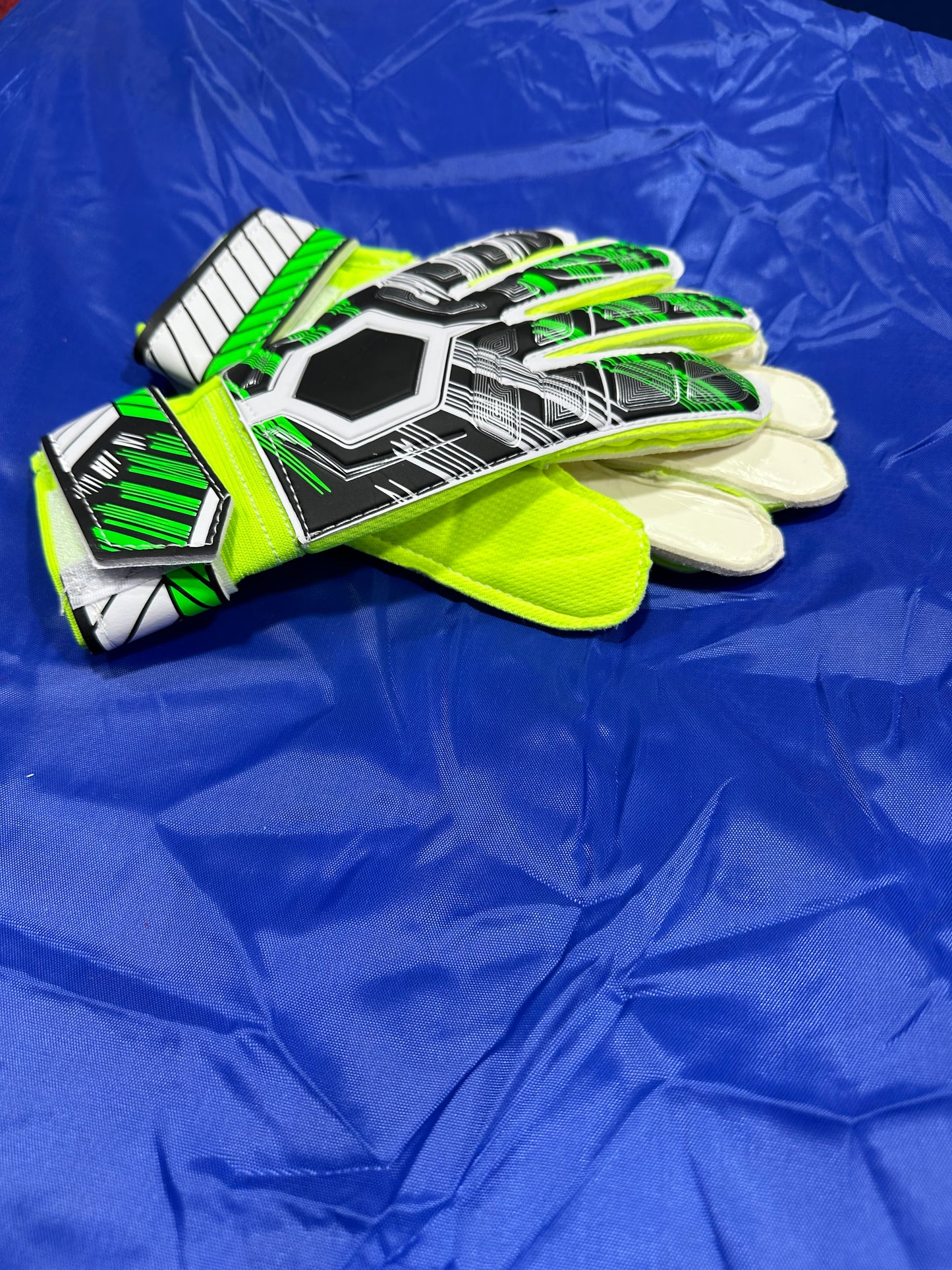 Santolee Keeper Gloves